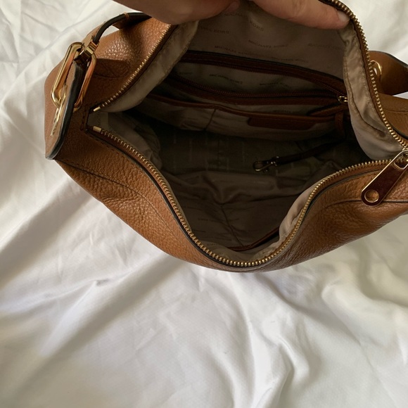 Michael Kors Hobo Purse - Picture 3 of 4